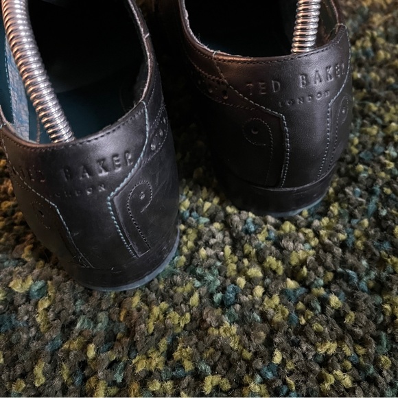 Ted Baker London Vineey Black Wingtip Shoes (9) - Picture 7 of 10